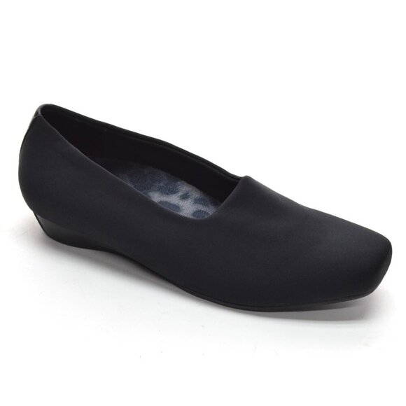 Vionic Treat Black Elastic Powell Loafers 6.5 M New - Picture 1 of 6